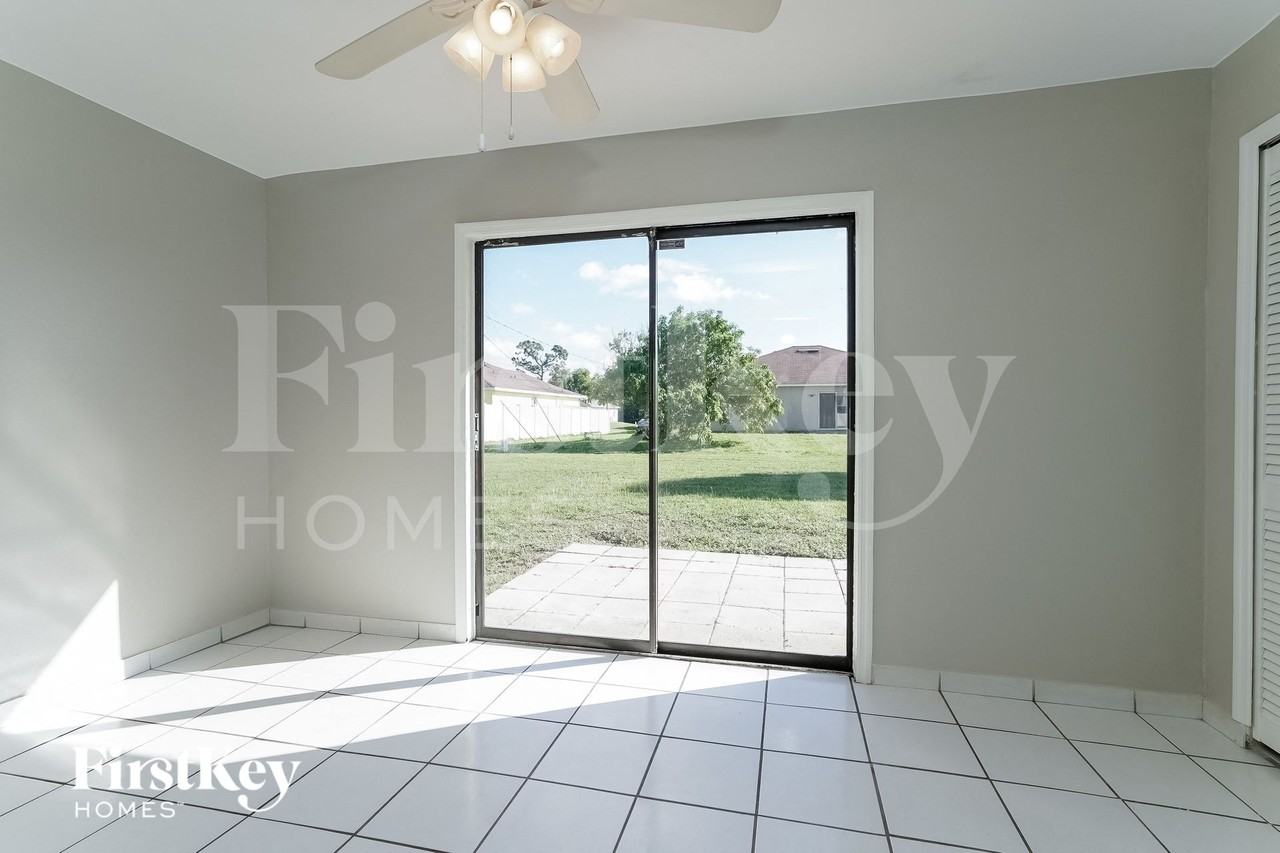 2603 Ne 4th Ave - Photo 4 of 15