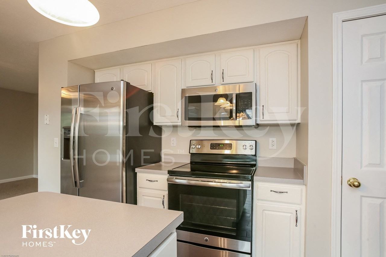 2026 Coldwater Ct - Photo 6 of 14