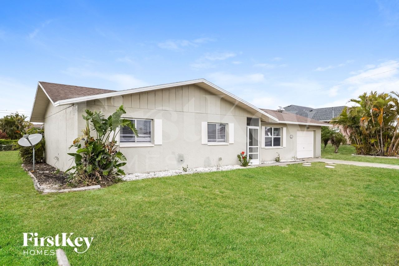 1505 Ne 10th Ln - Photo 2 of 16