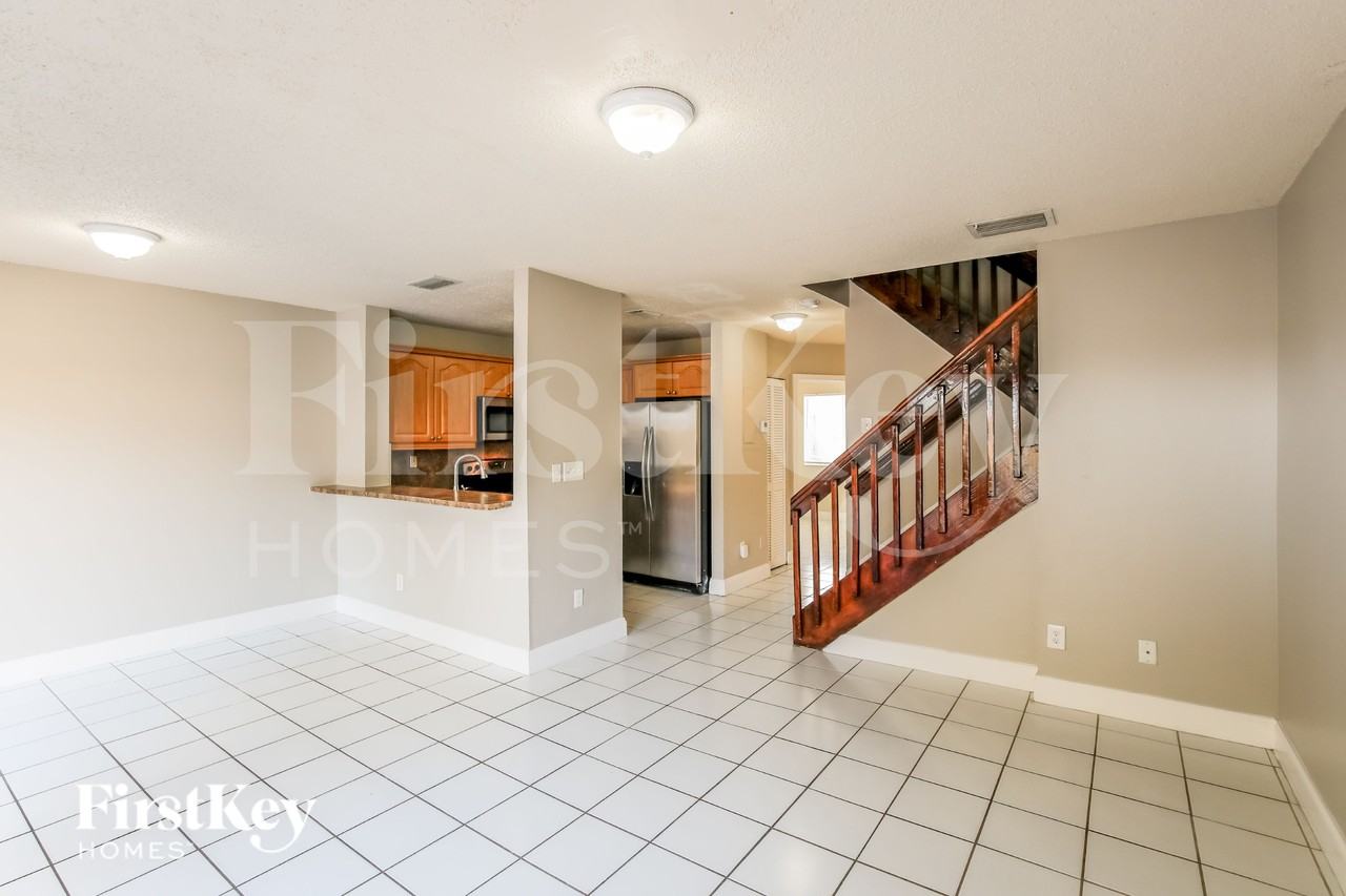 13921 Swterrace - Photo 5 of 19