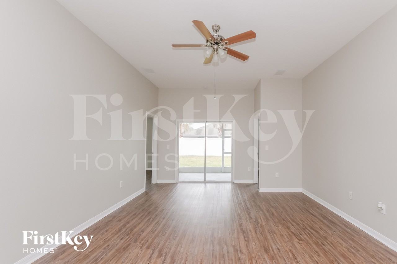 12007 Butler Woods Cir - Photo 2 of 15