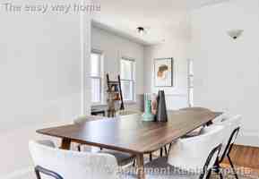 featured image of 32 Healey St