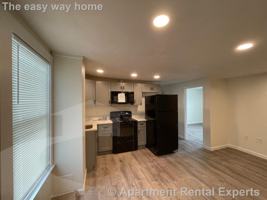 featured image of 72 Washington St #6