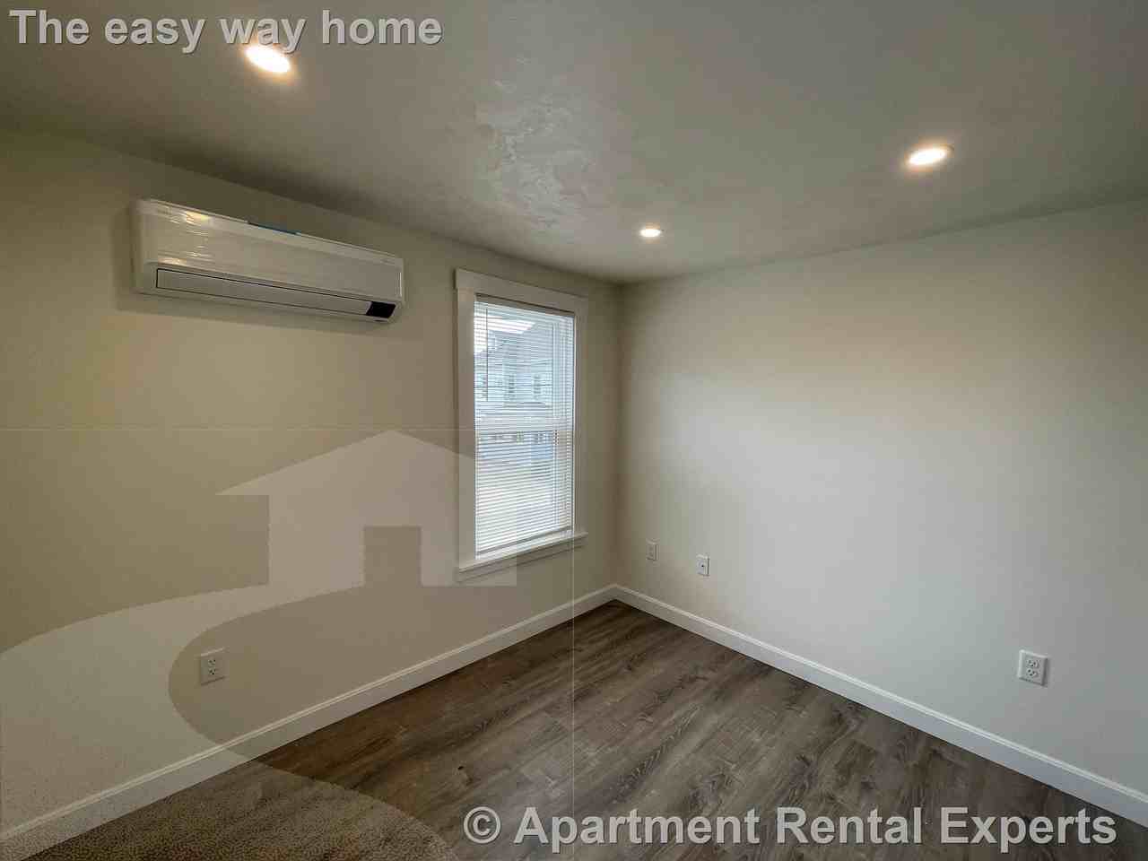 72 Washington St #6 - Photo 5 of 8