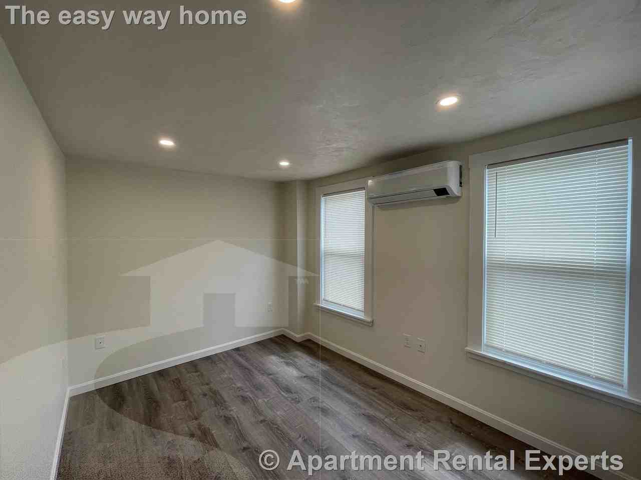 72 Washington St #6 - Photo 6 of 8