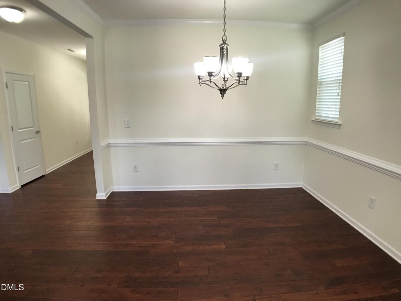 5724 Hurkett Ct - Photo 7 of 26