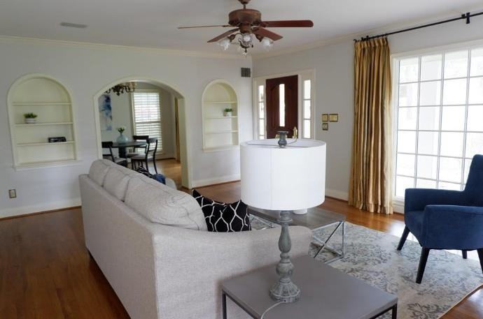 2203 Griswold Ln - Photo 7 of 32