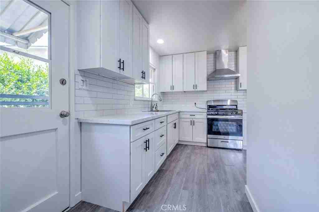 12123 Rose Dr - Photo 7 of 27