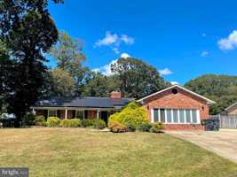 featured image of 11717 Rivershore Dr
