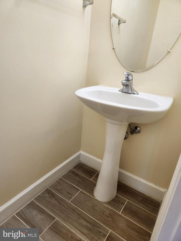 2481 Walnut Rocker Ln - Photo 7 of 20