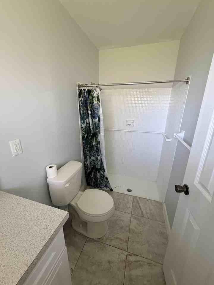 2804 Crosley Dr E - Photo 6 of 18