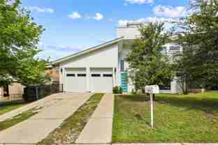 904 Catalpa St - Photo 1 of 1