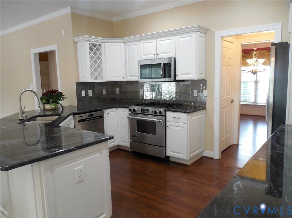 5013 Harvest Glen Ct - Photo 5 of 14