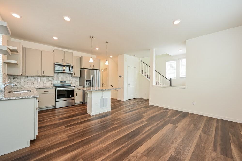 18607 E 47th Pl - Photo 7 of 18