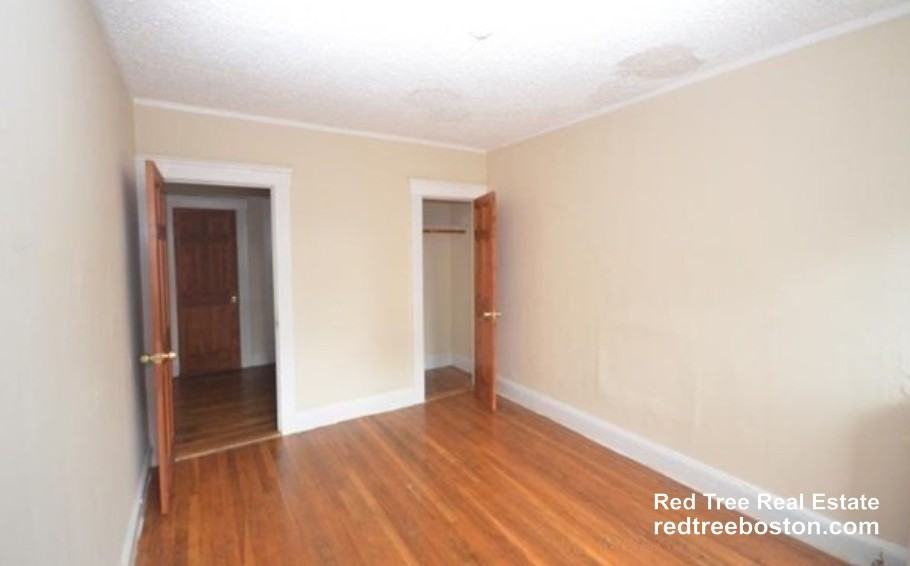 244 Kelton St #3 - Photo 3 of 8