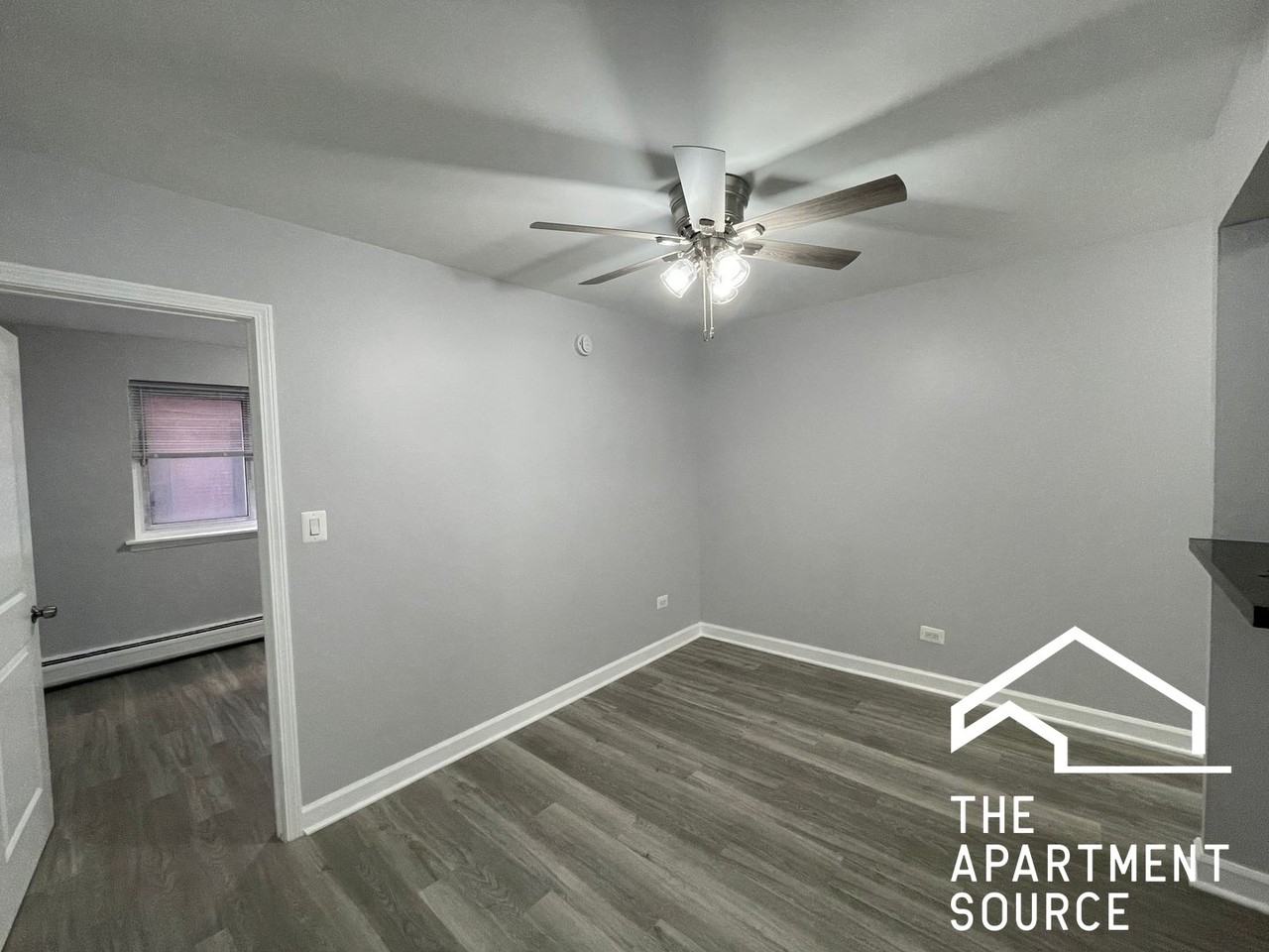 1040 W Hollywood Ave #217 - Photo 3 of 10