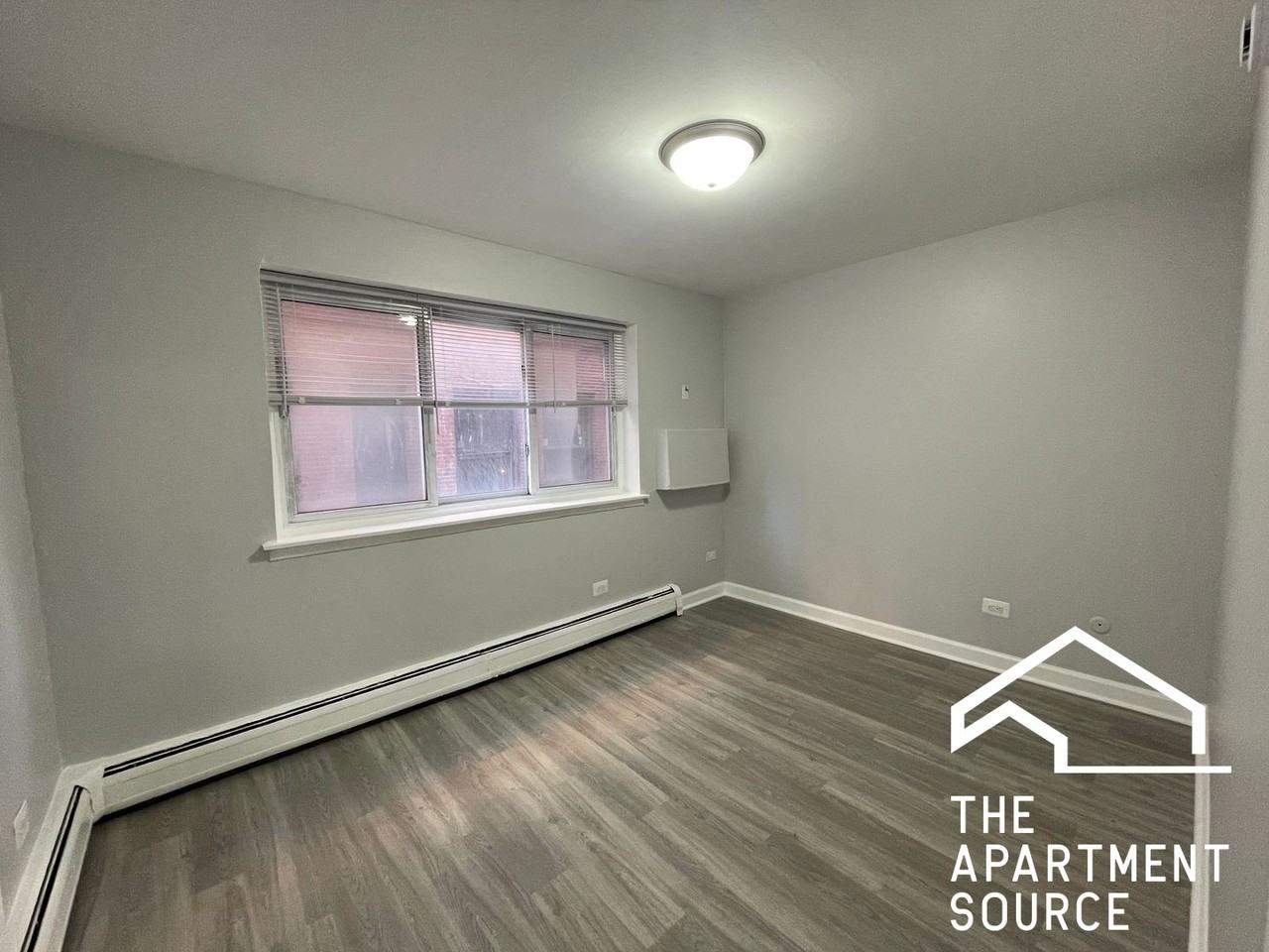 1040 W Hollywood Ave #217 - Photo 4 of 10