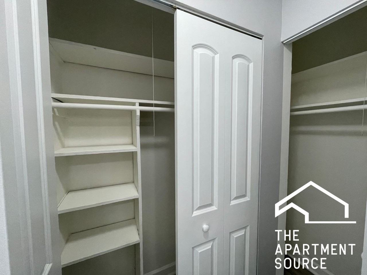 1040 W Hollywood Ave #217 - Photo 6 of 10