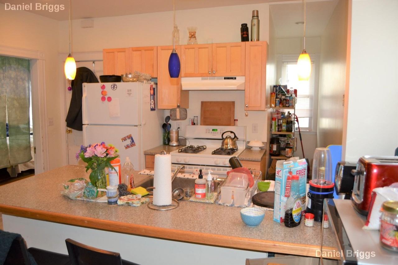 86 Easton St #2 - Photo 6 of 12