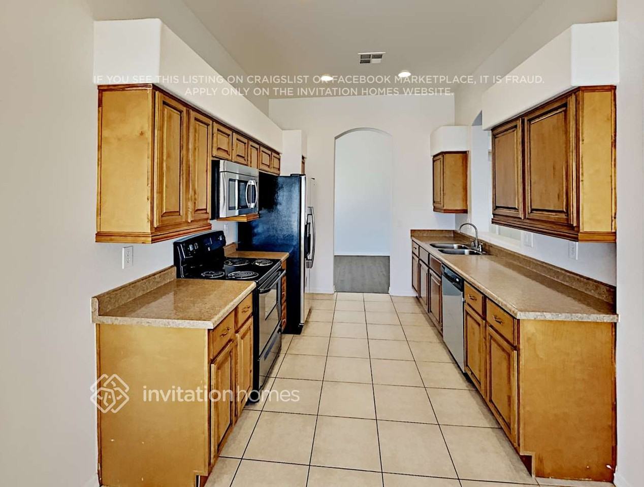 660 S Lawson Dr - Photo 6 of 18