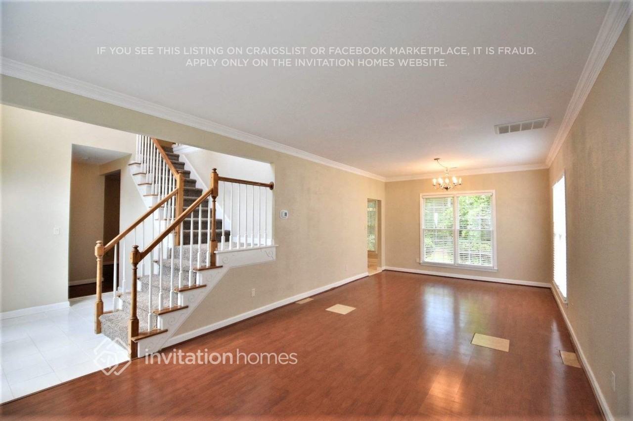 9714 Spring Crest Ct - Photo 2 of 23