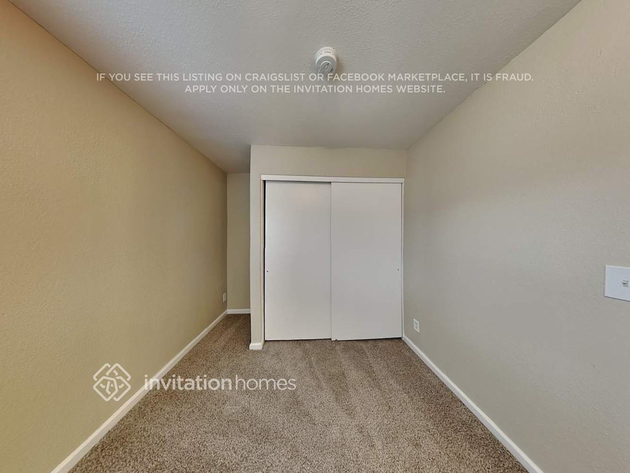 7711 E Beatrice St - Photo 4 of 12