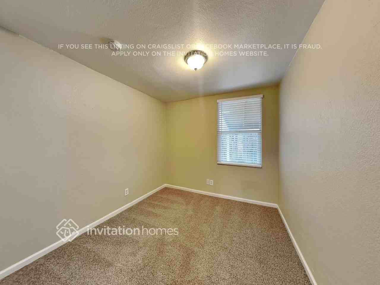 7711 E Beatrice St - Photo 6 of 12