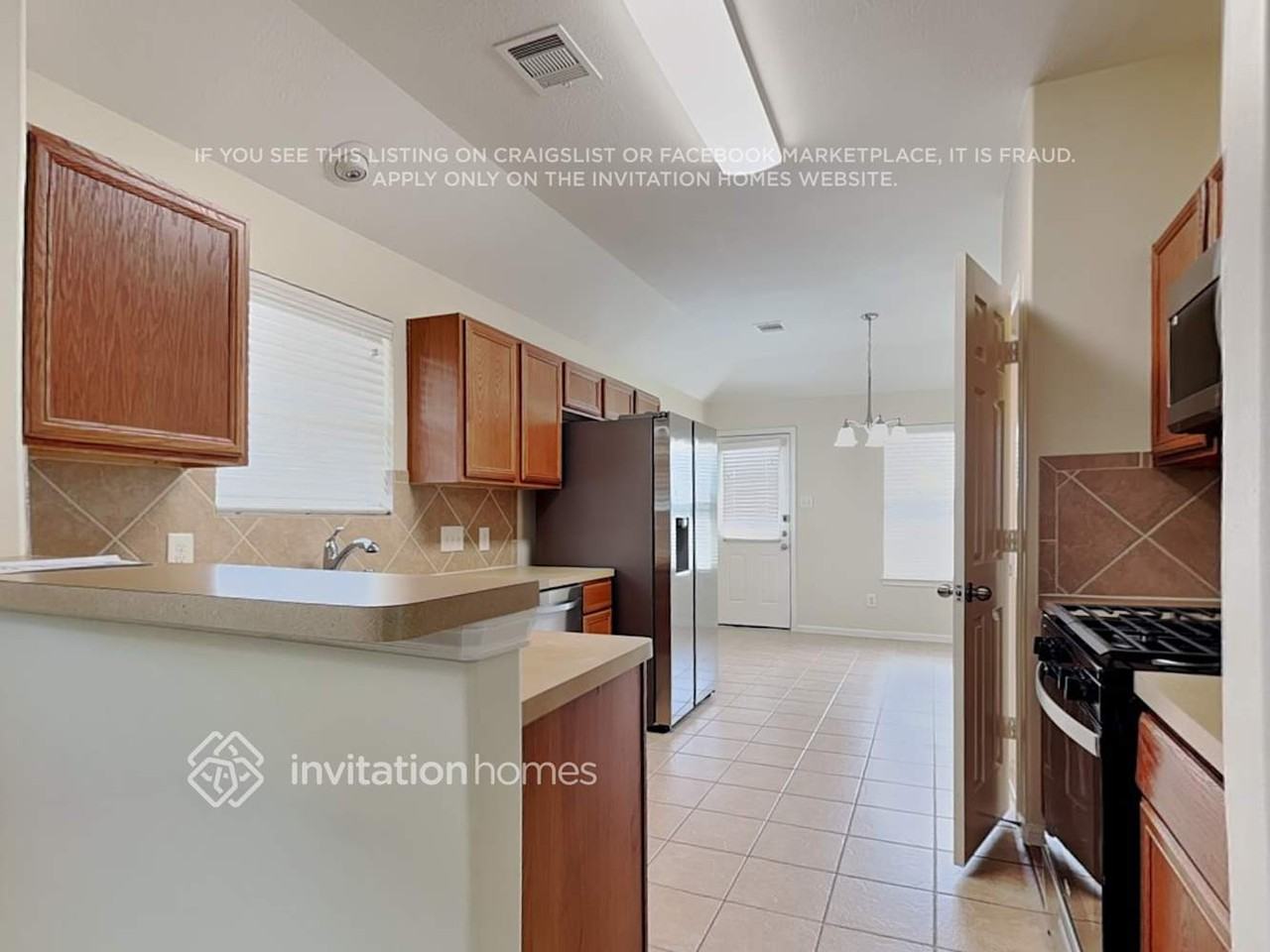 19235 Sandelford Dr - Photo 5 of 18