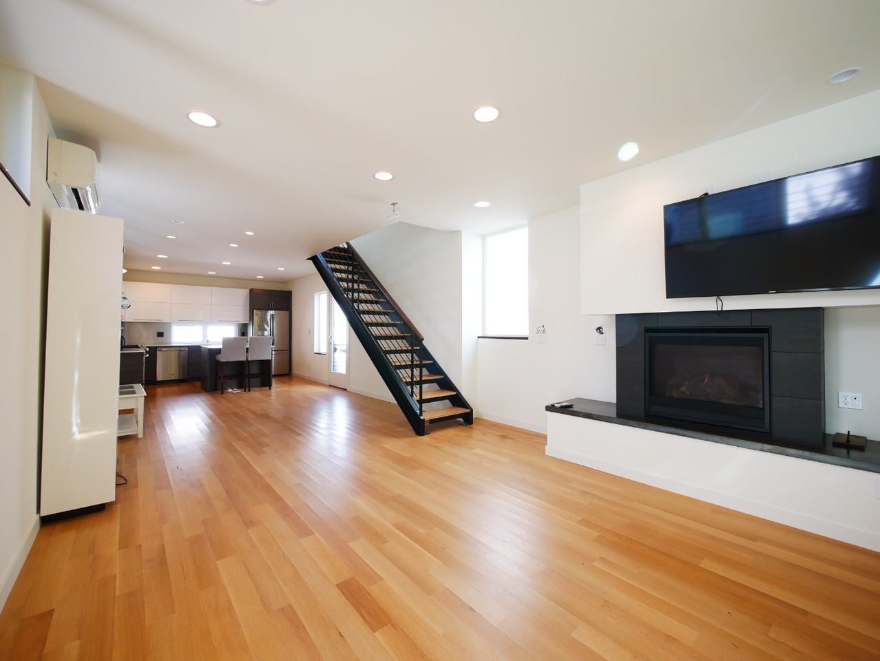 3447A 22nd Ave W - Photo 2 of 16