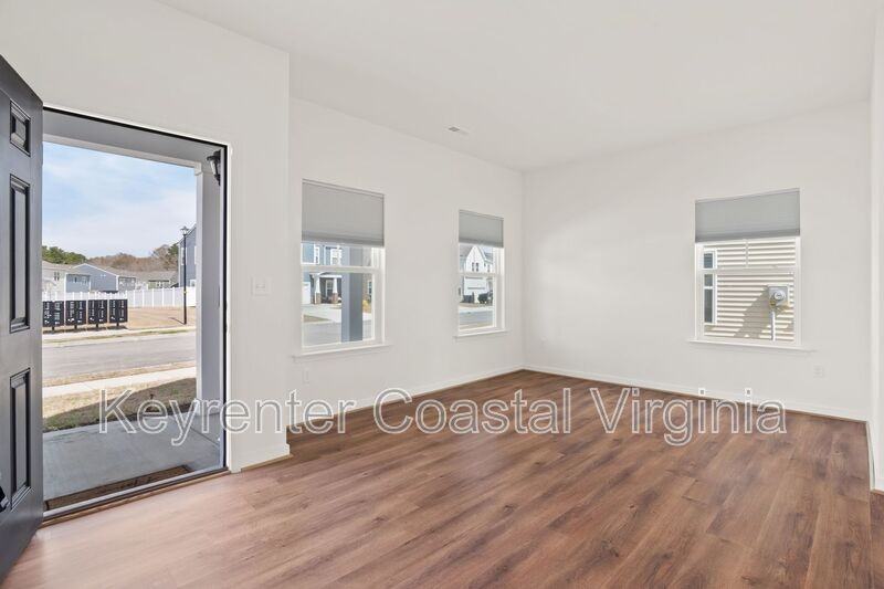 305 Tarn Ct - Photo 2 of 26