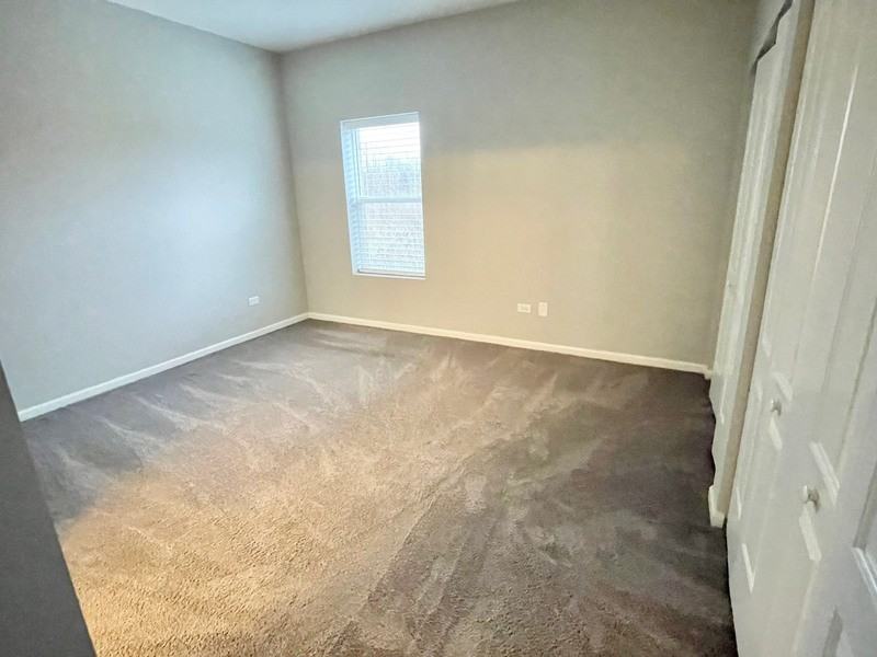 809 E Main St #1E - Photo 6 of 14