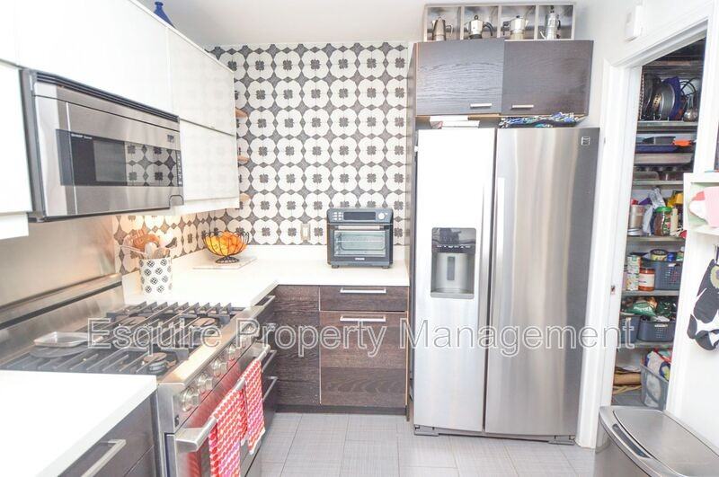 676 Doris Ave #MAIN - Photo 5 of 19