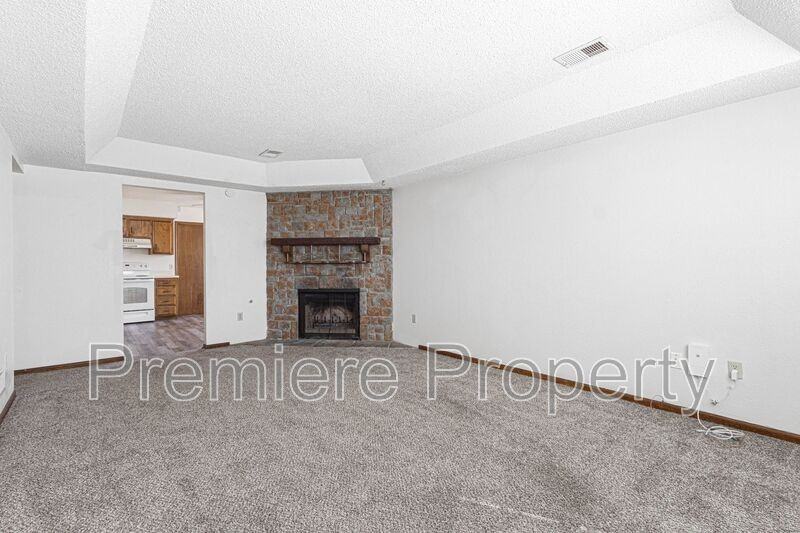 9130 E 85th St - Photo 3 of 10