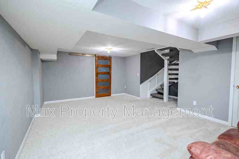 5305 Nw 91st Ct - Photo 4 of 50