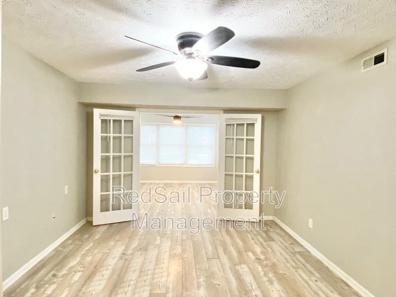 107 Opal Dr - Photo 4 of 22