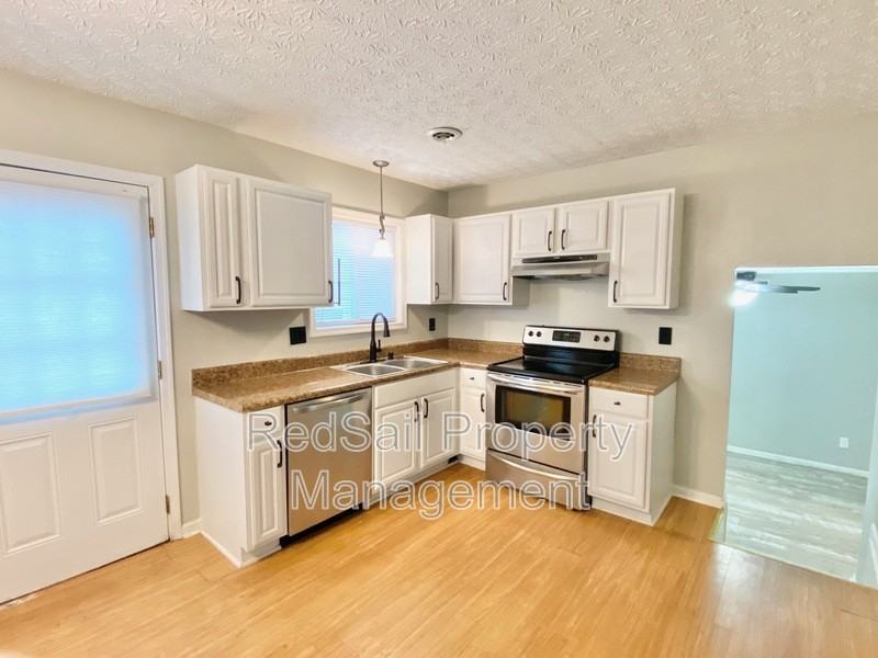 107 Opal Dr - Photo 7 of 22