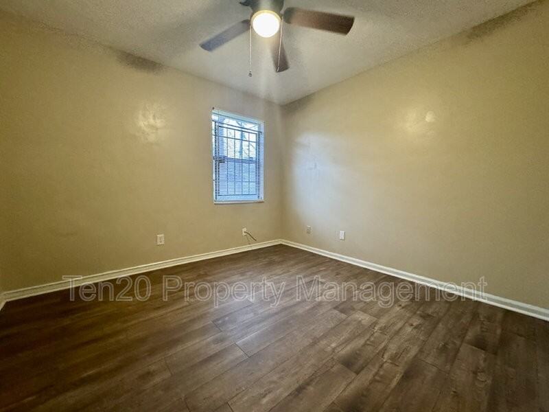 6732 Playfield Dr - Photo 7 of 14