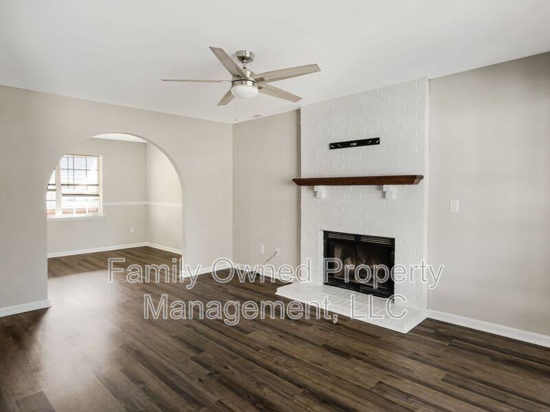 2296 Boulder Ct - Photo 7 of 33