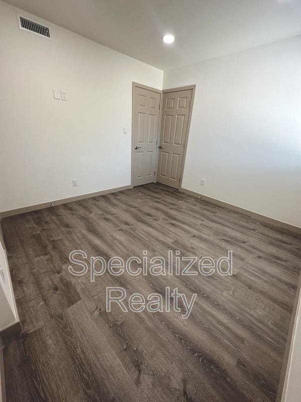 115 W Cypress St #4 - Photo 7 of 14