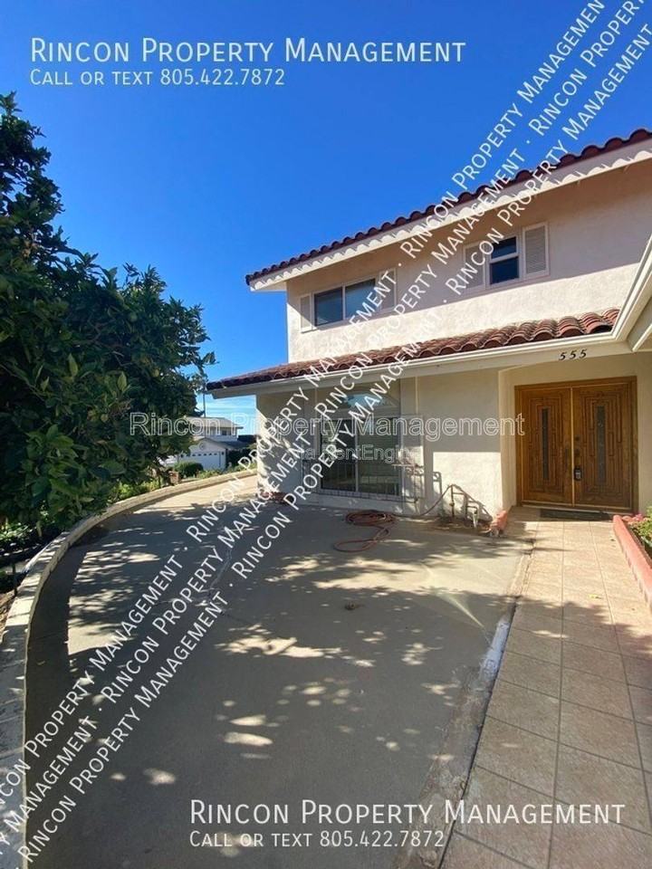 555 Skyline Rd - Photo 2 of 10