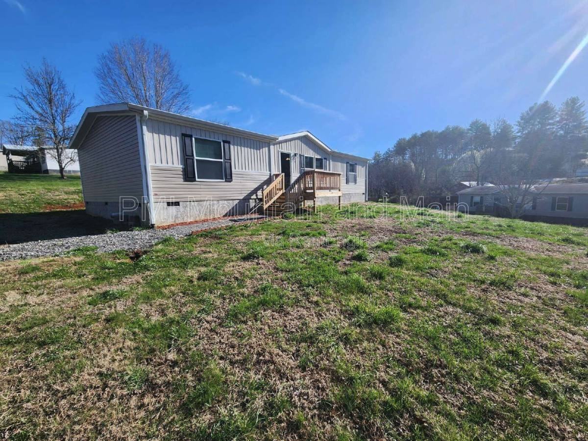 102 Indian Camp Branch Rd - Photo 2 of 10