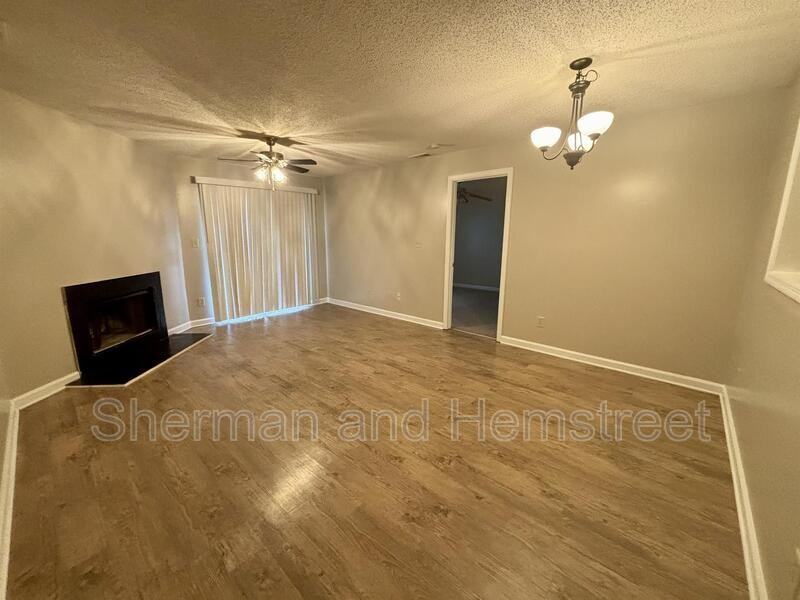 218 Commons Dr #218 - Photo 4 of 14