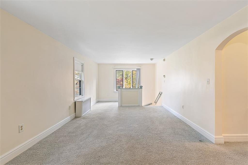 6 Chase Ln - Photo 5 of 31