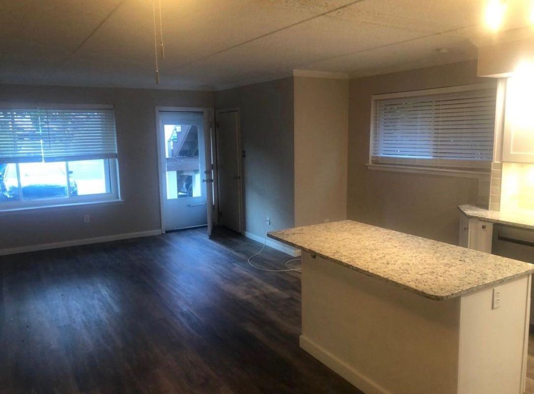 6204 Hilltop Dr - Photo 3 of 13