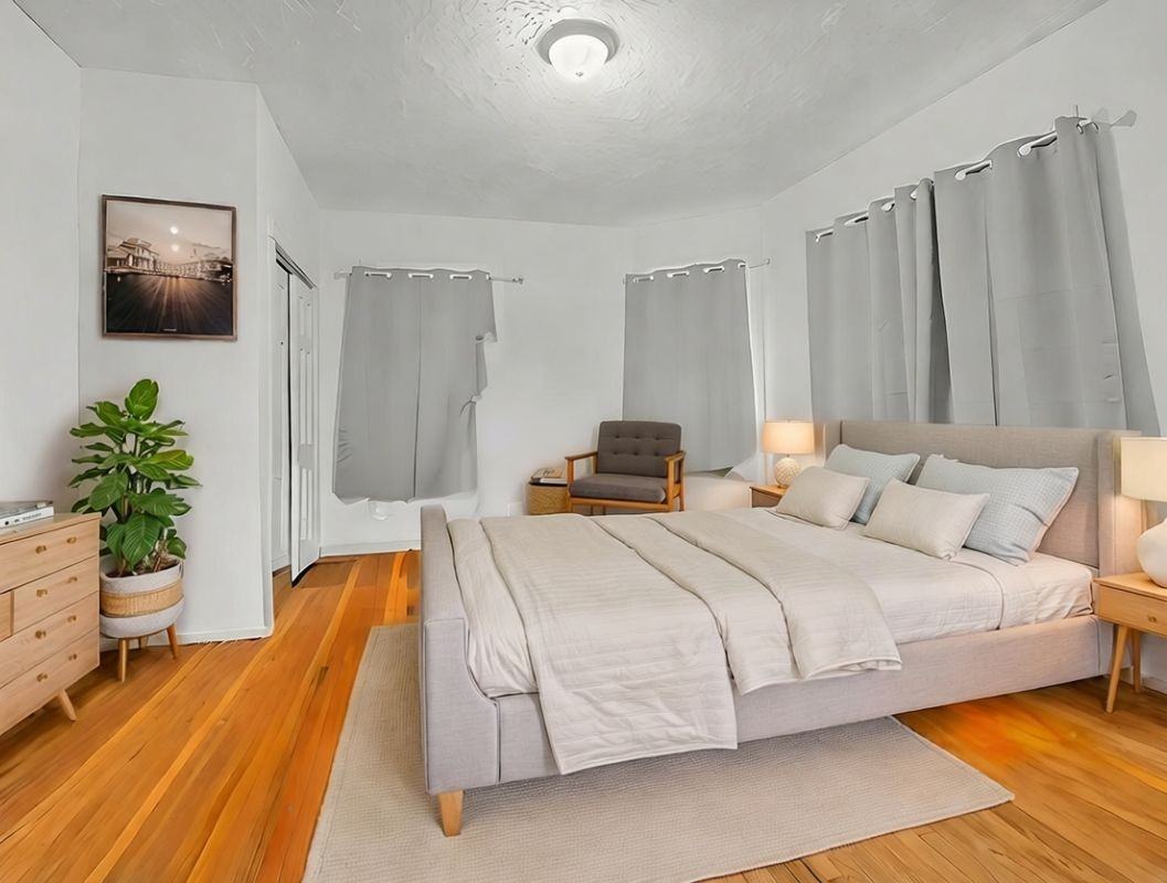 373 Wood Ave - Photo 3 of 7