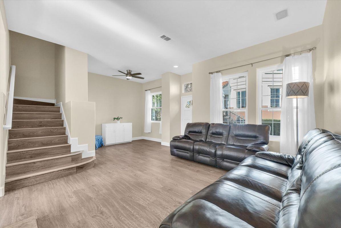 2861 Ballesteros Ln - Photo 4 of 22