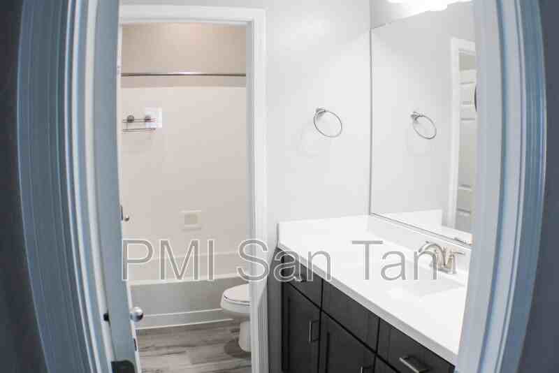 4754 E Olive Ave - Photo 6 of 29