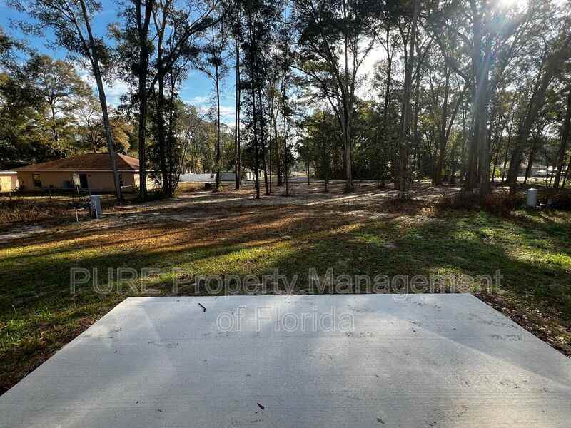 6419 Nw 57th Ave - Photo 4 of 24