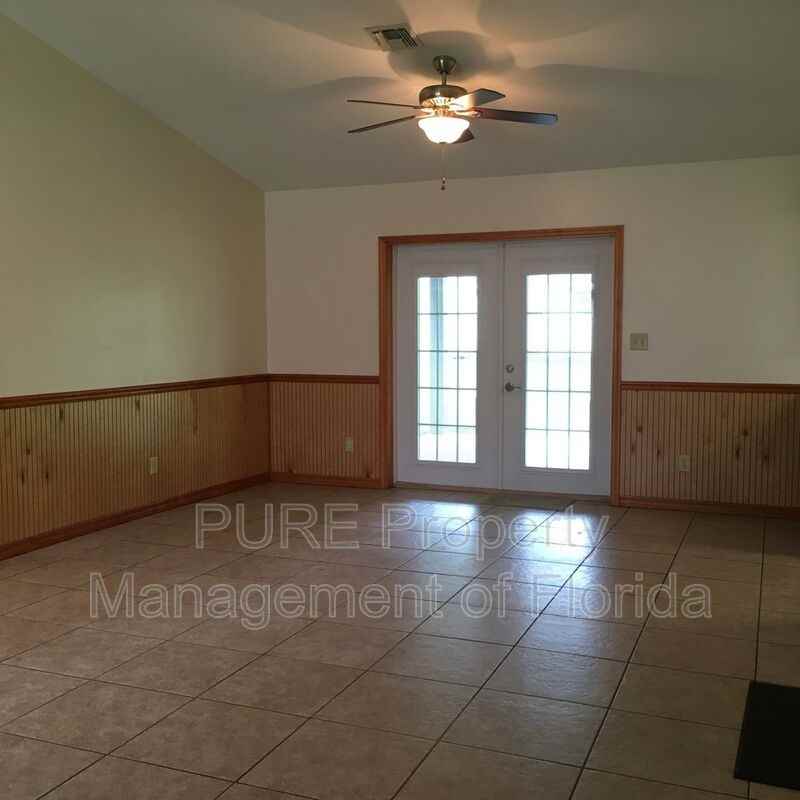 3260 Nestreet - Photo 5 of 46