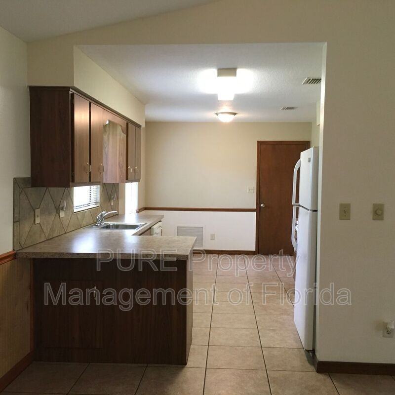 3260 Nestreet - Photo 7 of 46